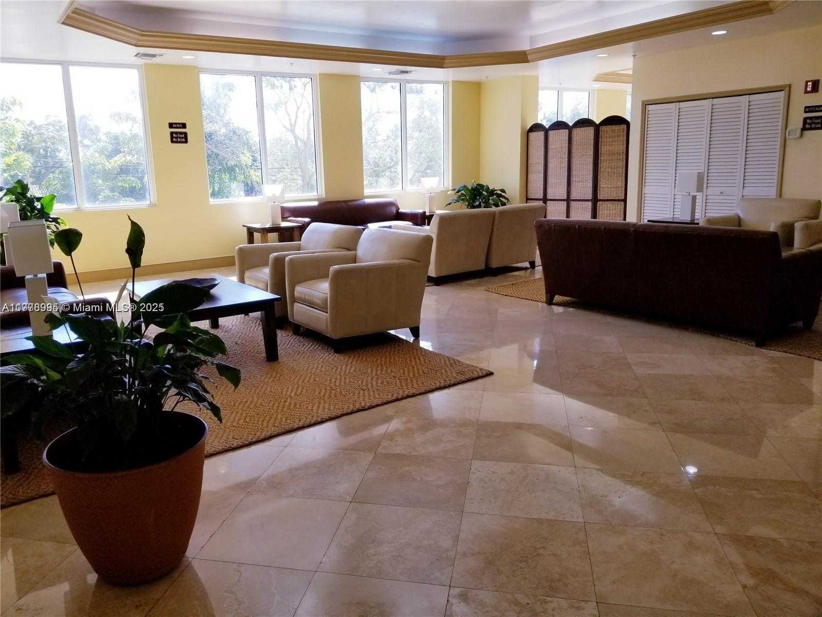 Small Image of 3500 #600, Miami Number 22
