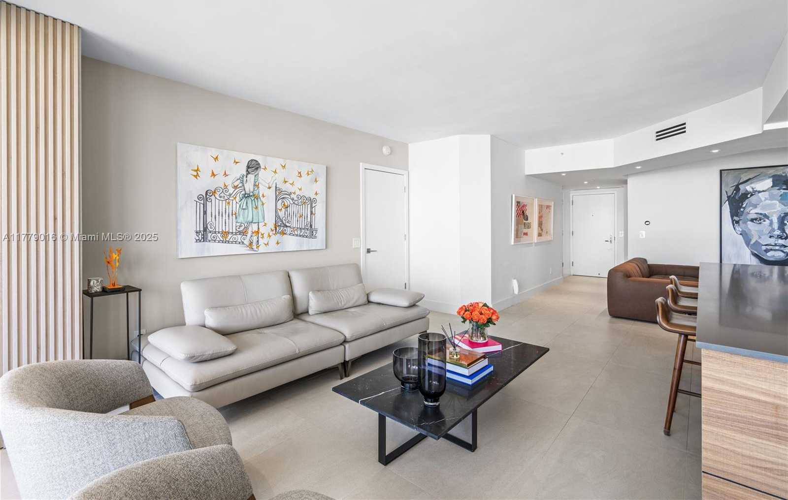 Small Image of 21055 YACHT CLUB DR #2707, Aventura Number 25