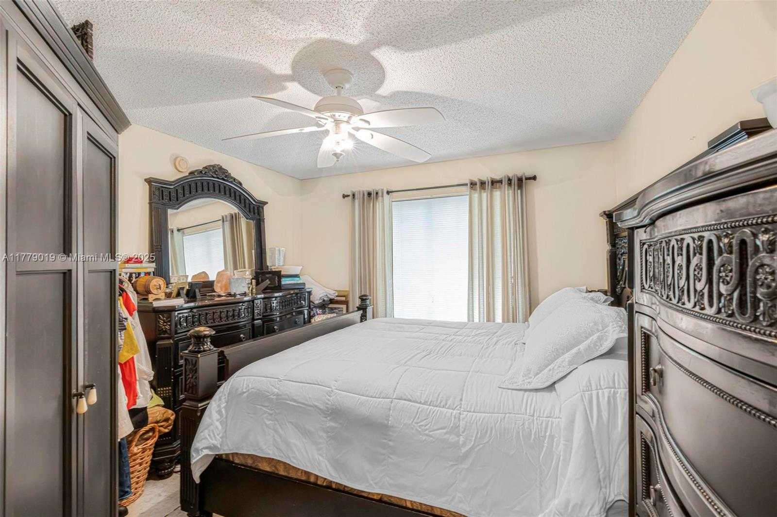 Small Image of 2433 CENTERGATE DR #102, Miramar Number 10