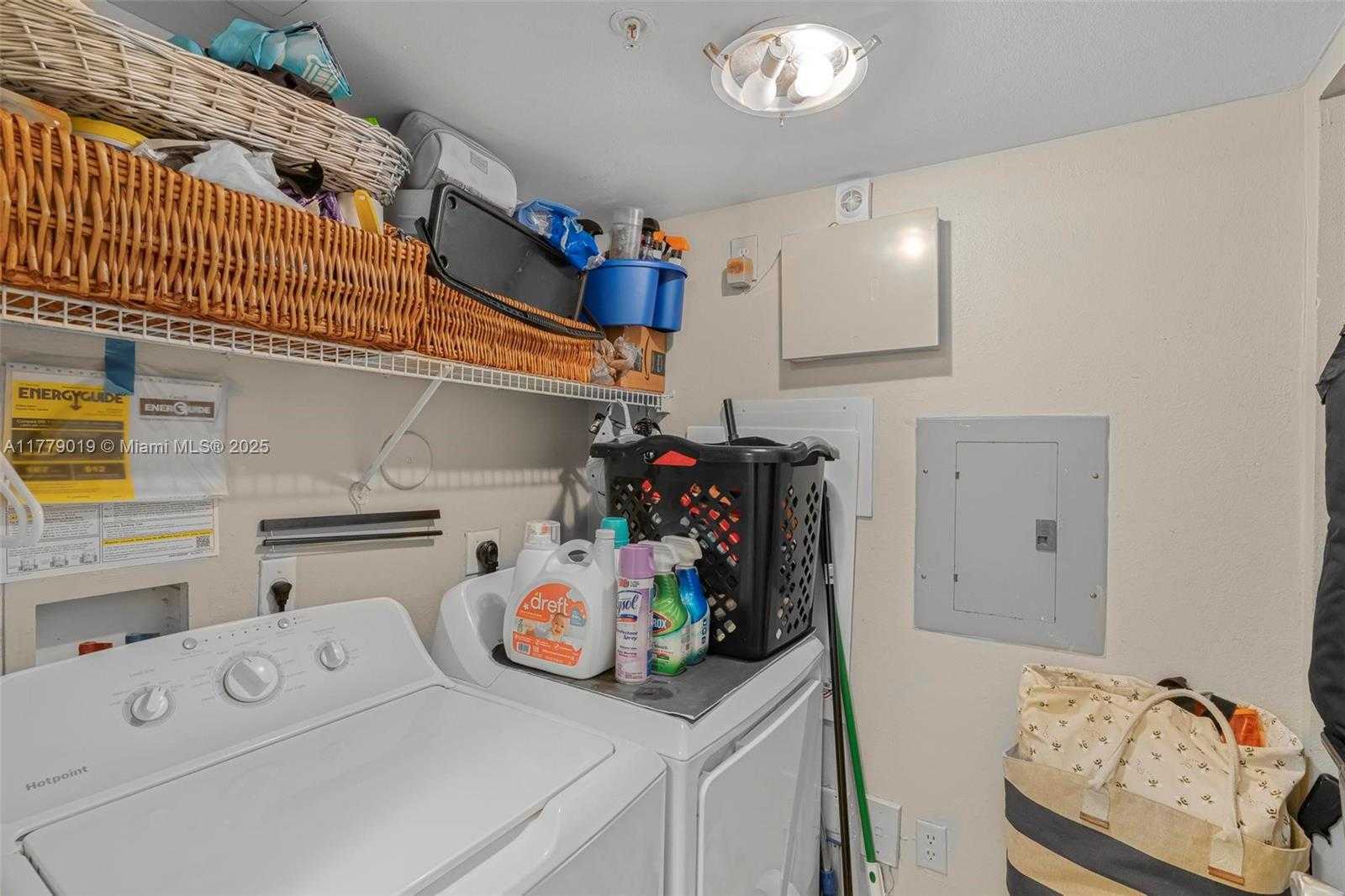Small Image of 2433 CENTERGATE DR #102, Miramar Number 9