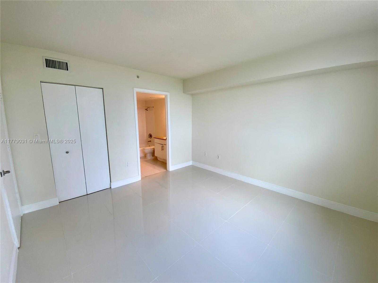 Small Image of 1861 NORTH WEST S RIVER DR #803, Miami Number 14