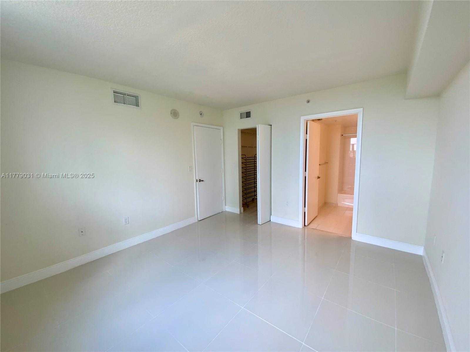 Small Image of 1861 NORTH WEST S RIVER DR #803, Miami Number 15