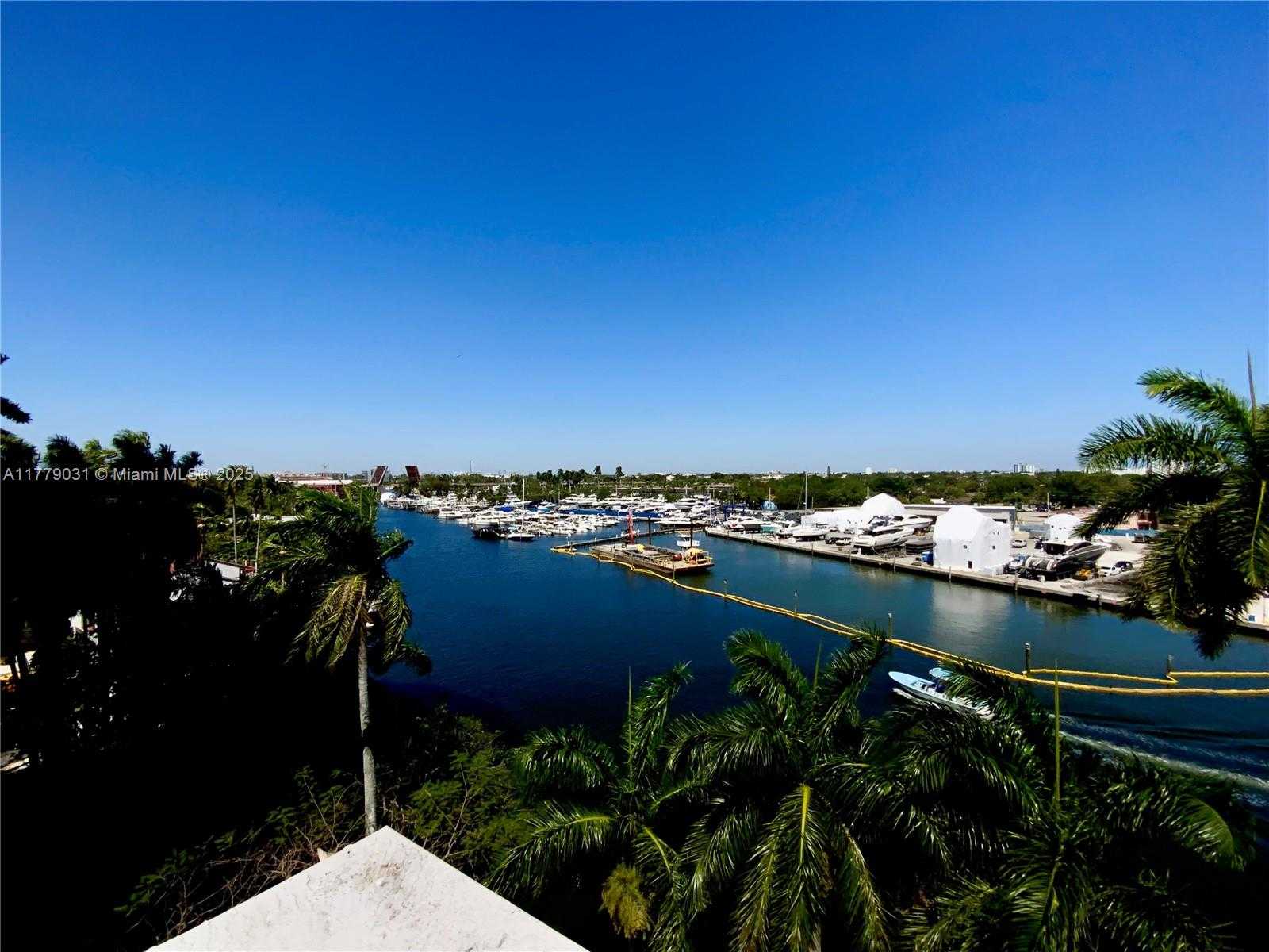 Small Image of 1861 NORTH WEST S RIVER DR #803, Miami Number 27