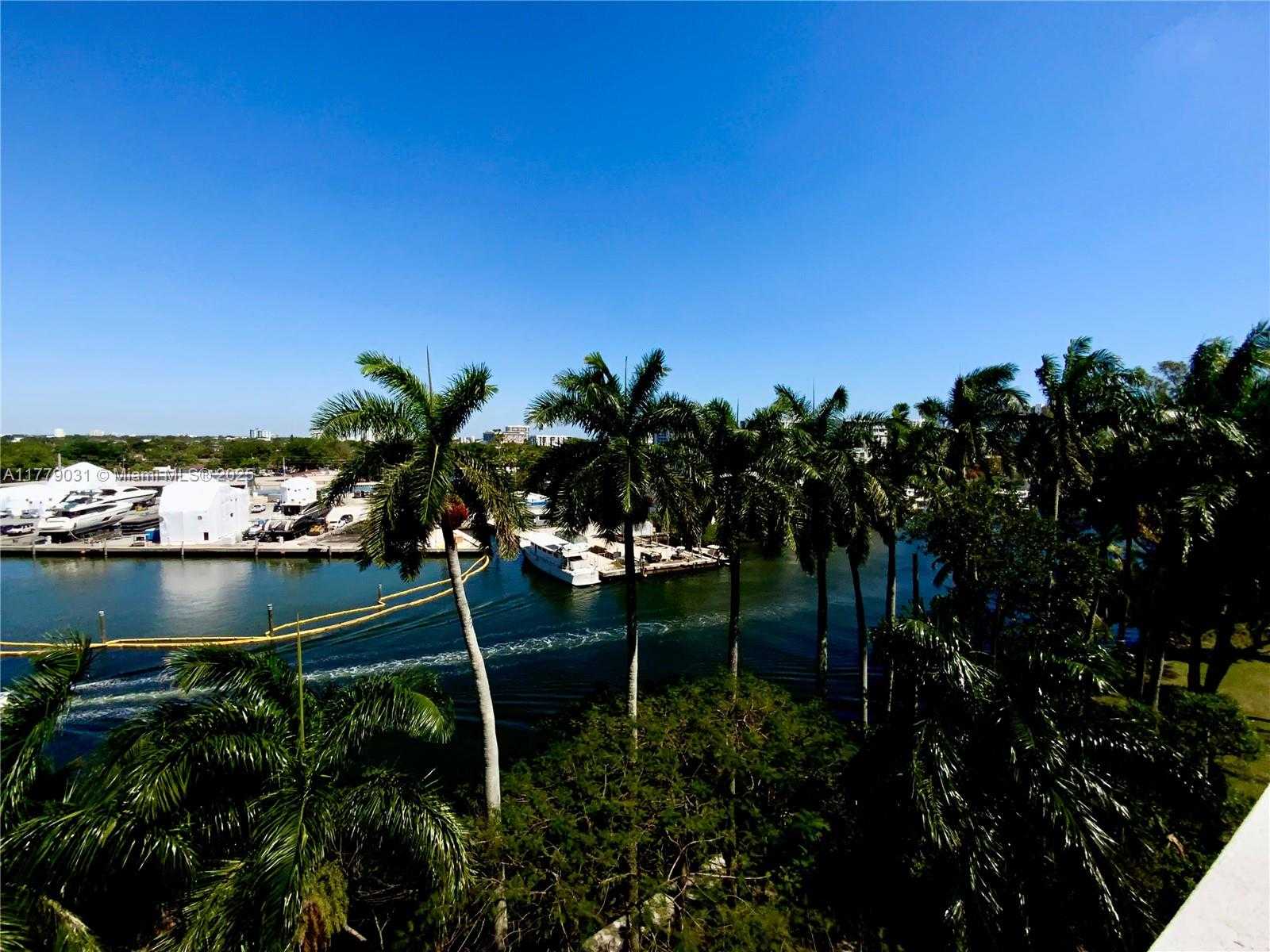 Small Image of 1861 NORTH WEST S RIVER DR #803, Miami Number 28