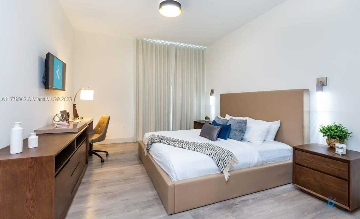 Small Image of 777 NORTH OCEAN DR #S503, Hollywood Number 3