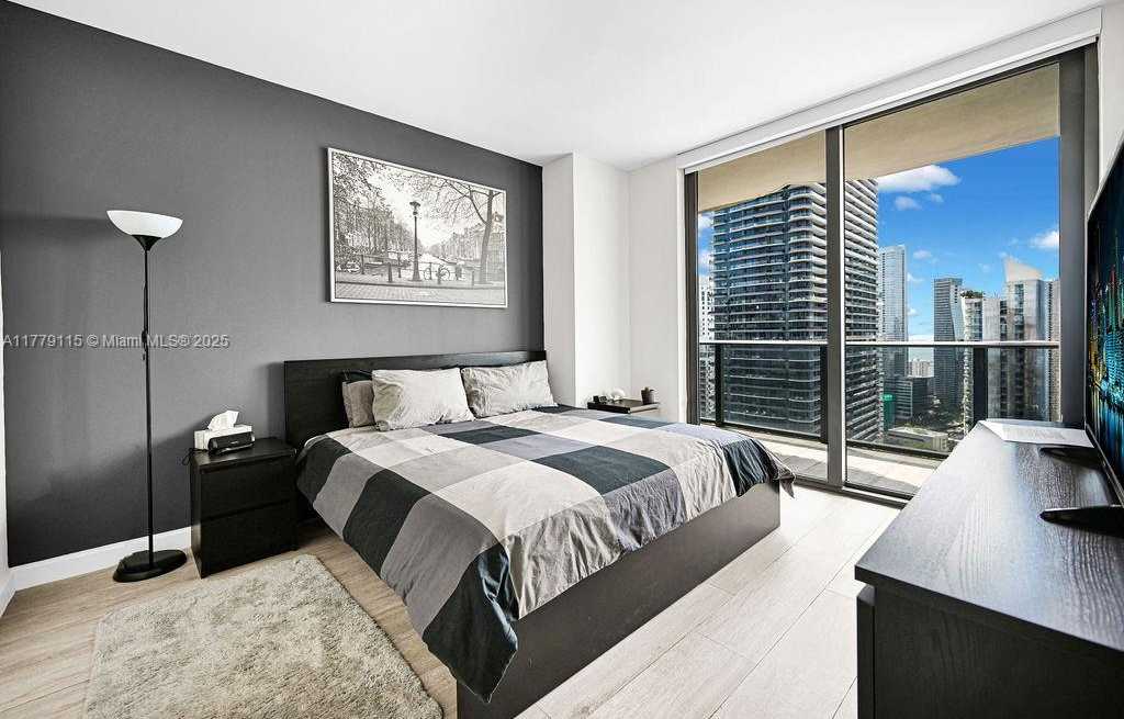Small Image of 45 SOUTH WEST 9TH ST #3705, Miami Number 18