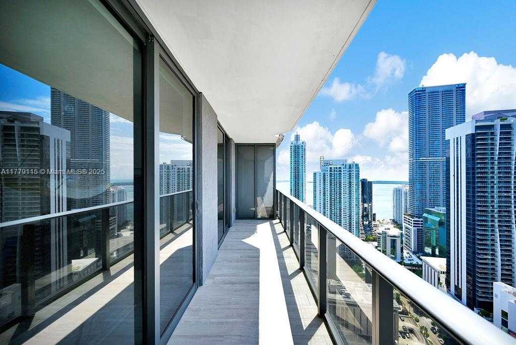 Small Image of 45 SOUTH WEST 9TH ST #3705, Miami Number 27
