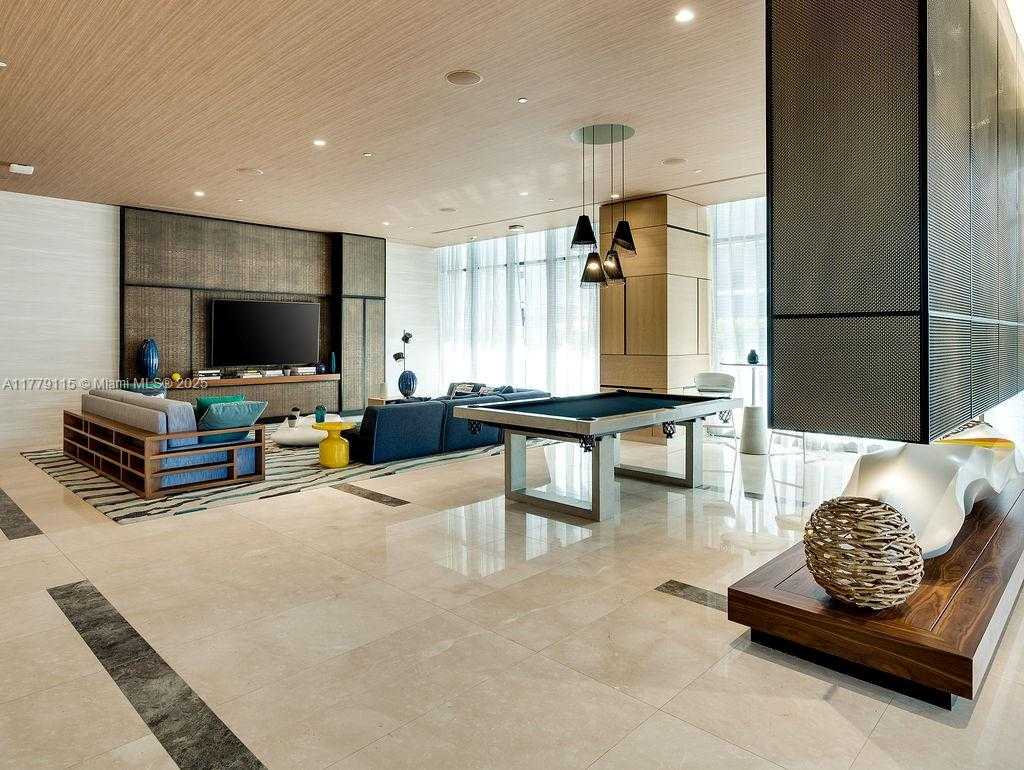 Small Image of 45 SOUTH WEST 9TH ST #3705, Miami Number 44
