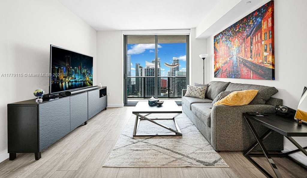 Small Image of 45 SOUTH WEST 9TH ST #3705, Miami Number 5