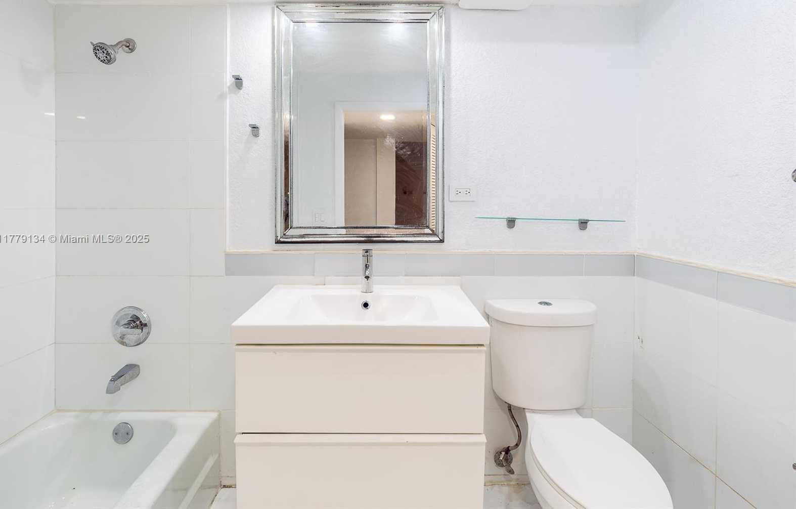 Small Image of Lauderhill Number 16