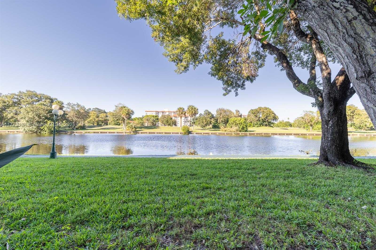 Small Image of Lauderhill Number 23