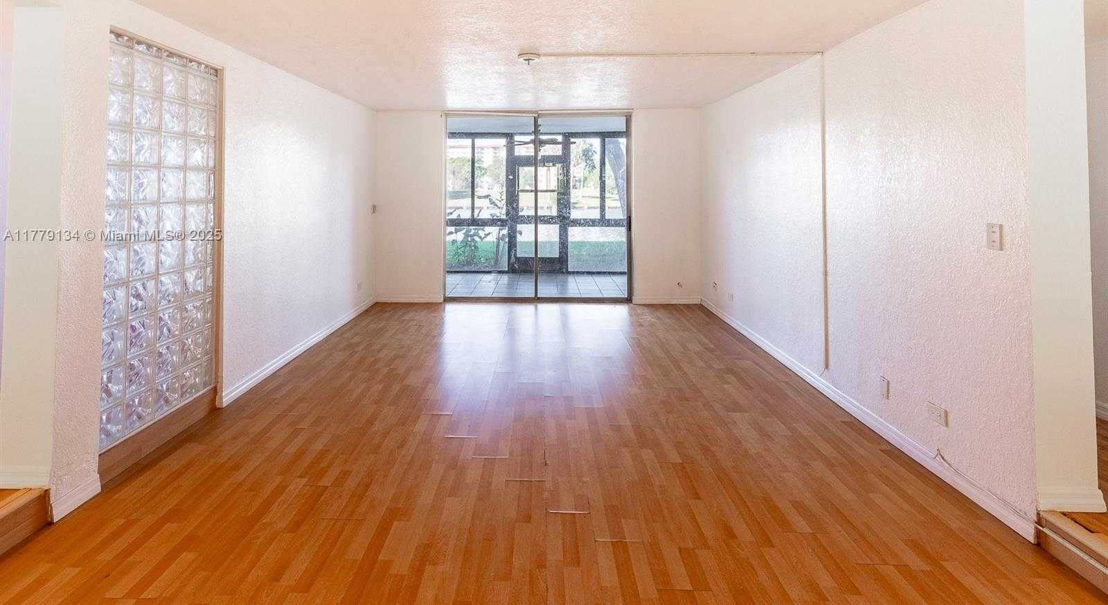 Small Image of Lauderhill Number 8