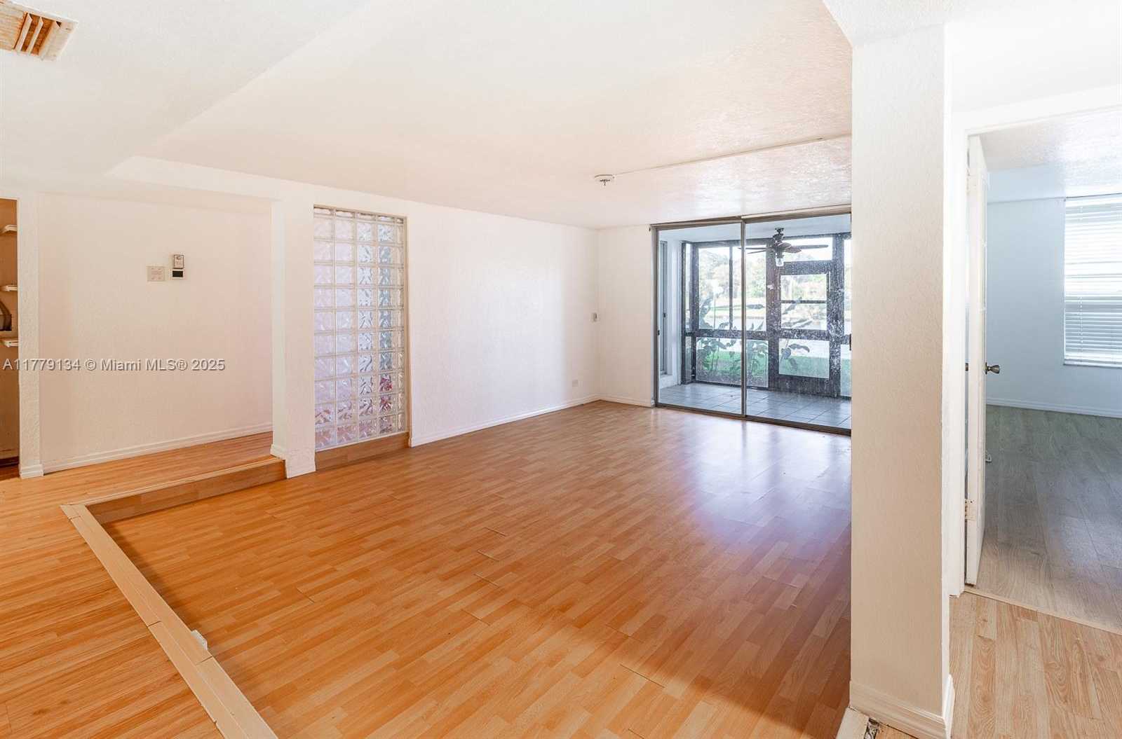 Small Image of Lauderhill Number 9