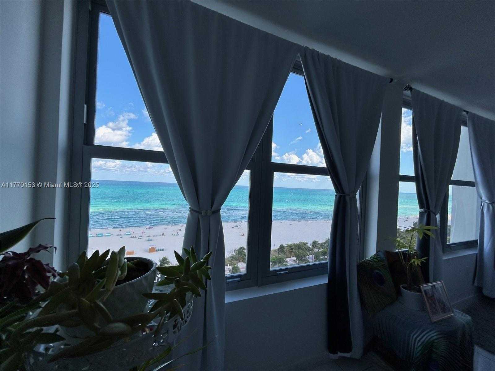 Small Image of 2899 COLLINS AVE #1233, Miami Beach Number 18