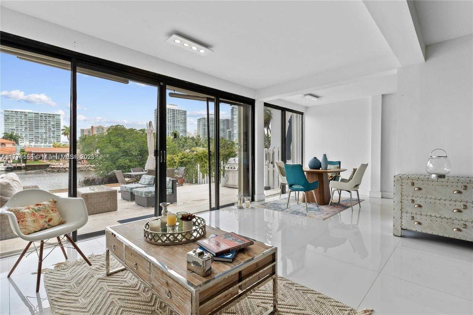 Small Image of 387 POINCIANA DR #1211, Sunny Isles Beach Number 8