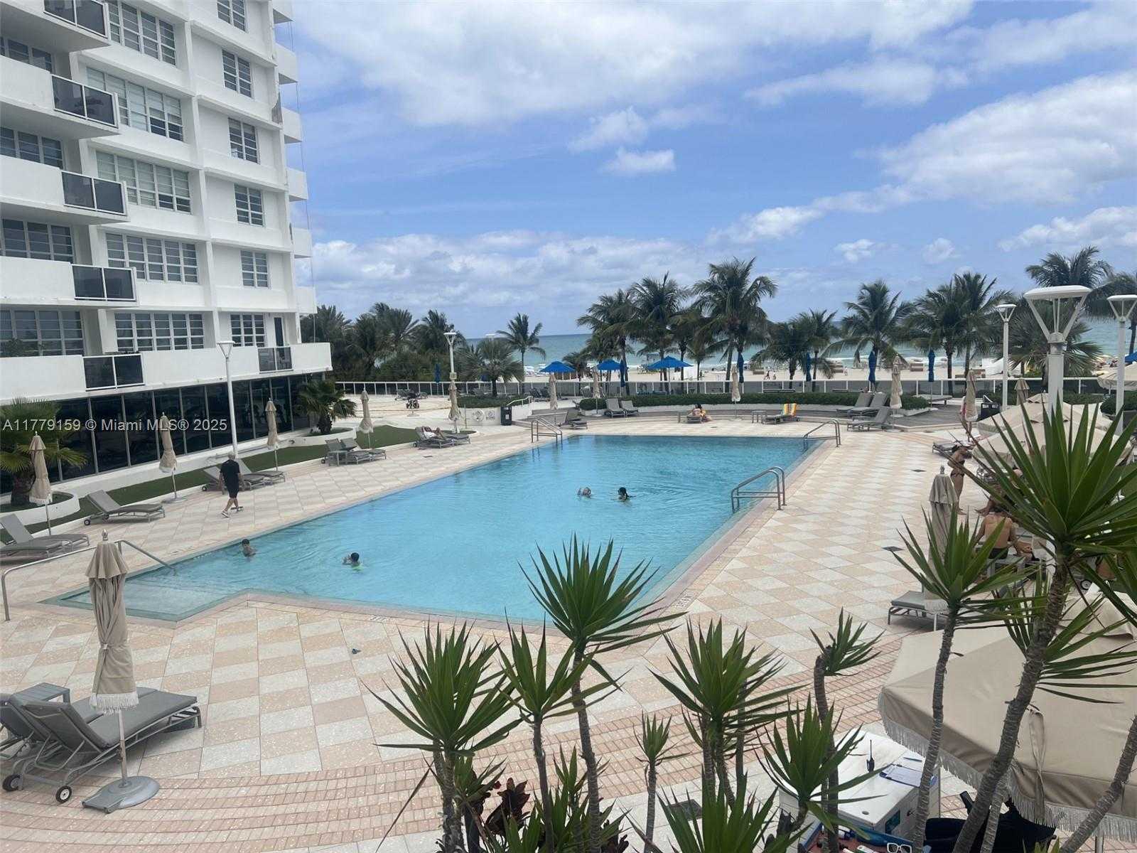 Small Image of 100 LINCOLN RD #430, Miami Beach Number 11