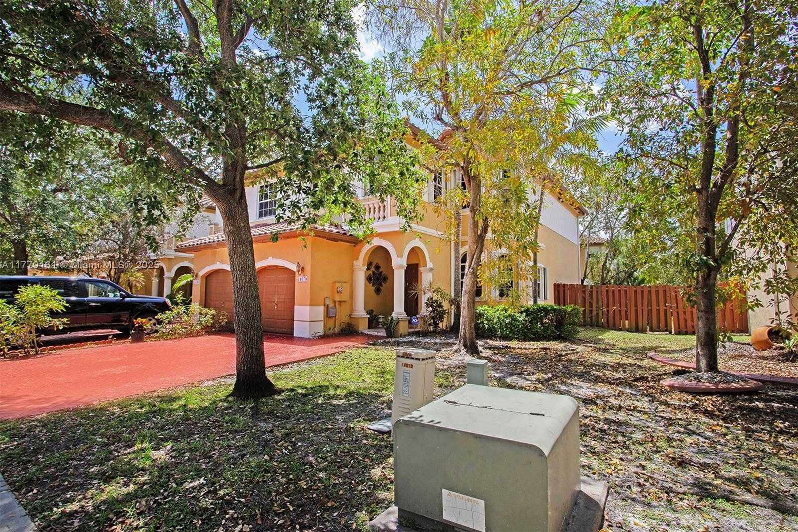 Small Image of 14070 SOUTH WEST 50TH CT, Miramar Number 2