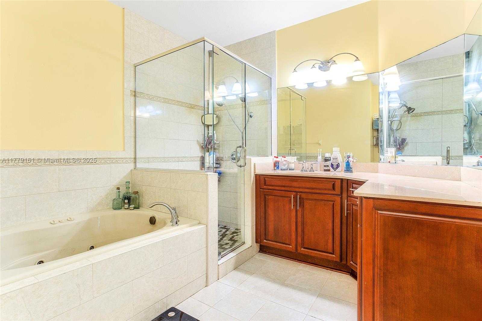 Small Image of 14070 SOUTH WEST 50TH CT, Miramar Number 23