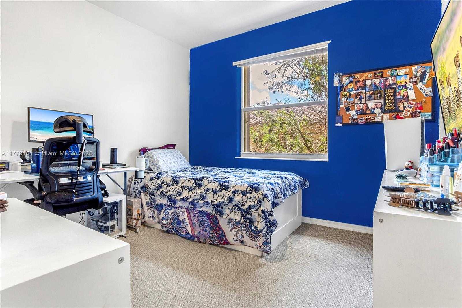 Small Image of 14070 SOUTH WEST 50TH CT, Miramar Number 25