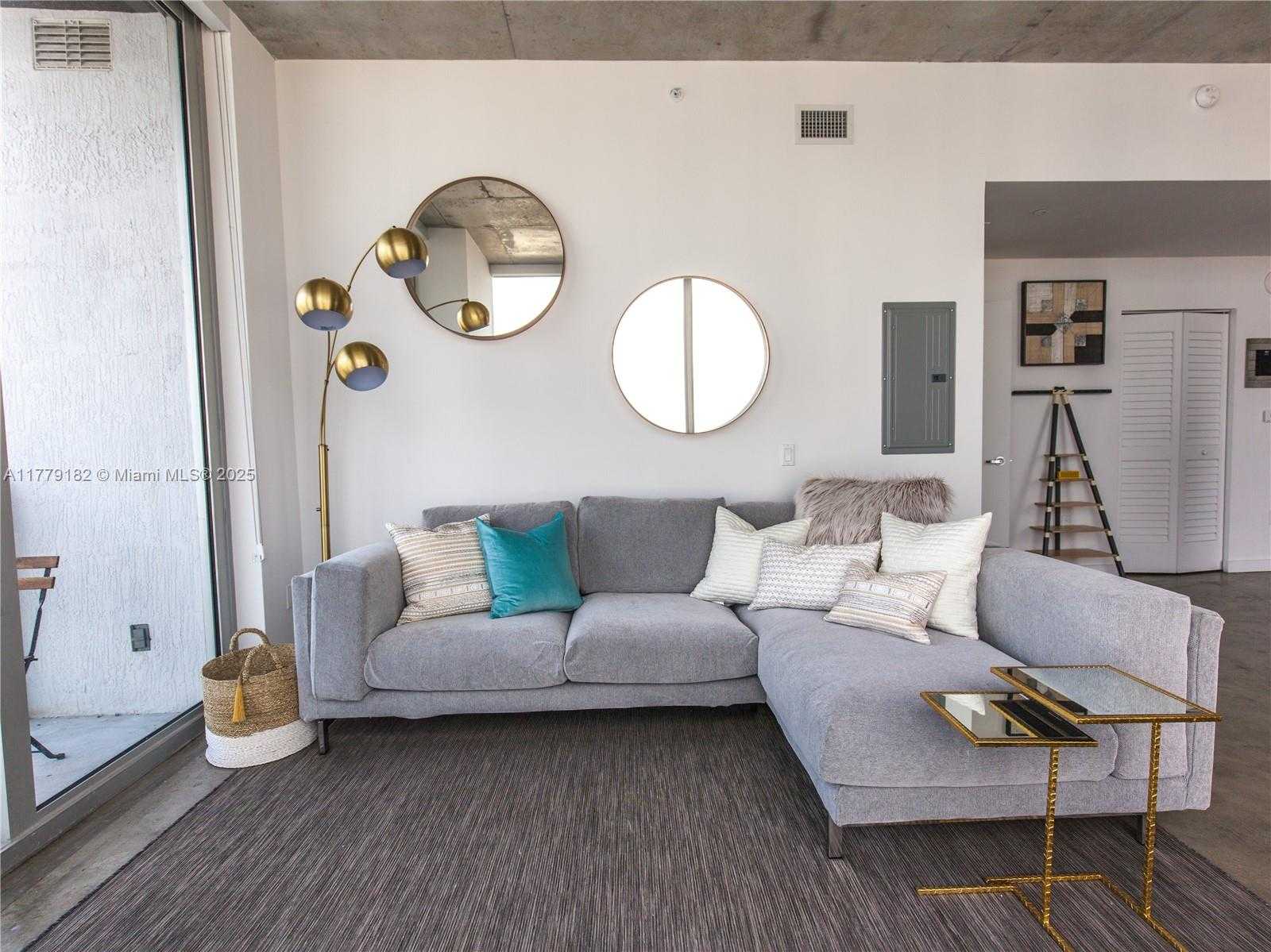 Small Image of 151 SOUTH EAST 1ST ST #2802, Miami Number 11