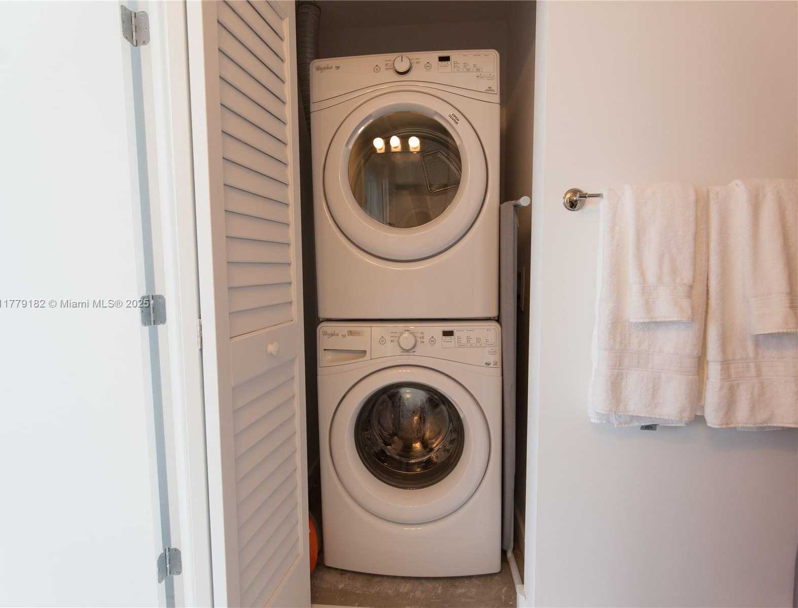 Small Image of 151 SOUTH EAST 1ST ST #2802, Miami Number 18