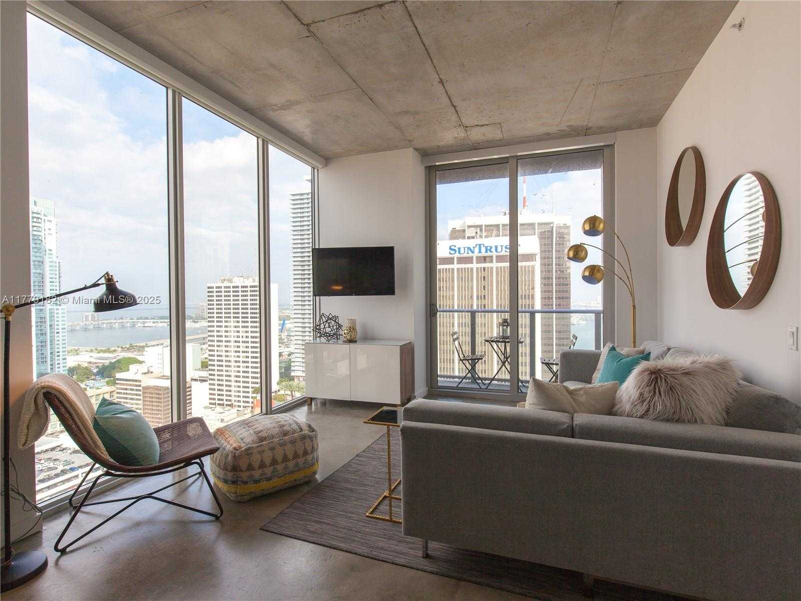 Small Image of 151 SOUTH EAST 1ST ST #2802, Miami Number 5