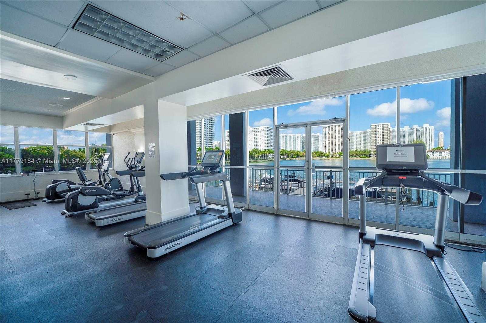 Small Image of 18031 BISCAYNE BLVD #1904, Aventura Number 10