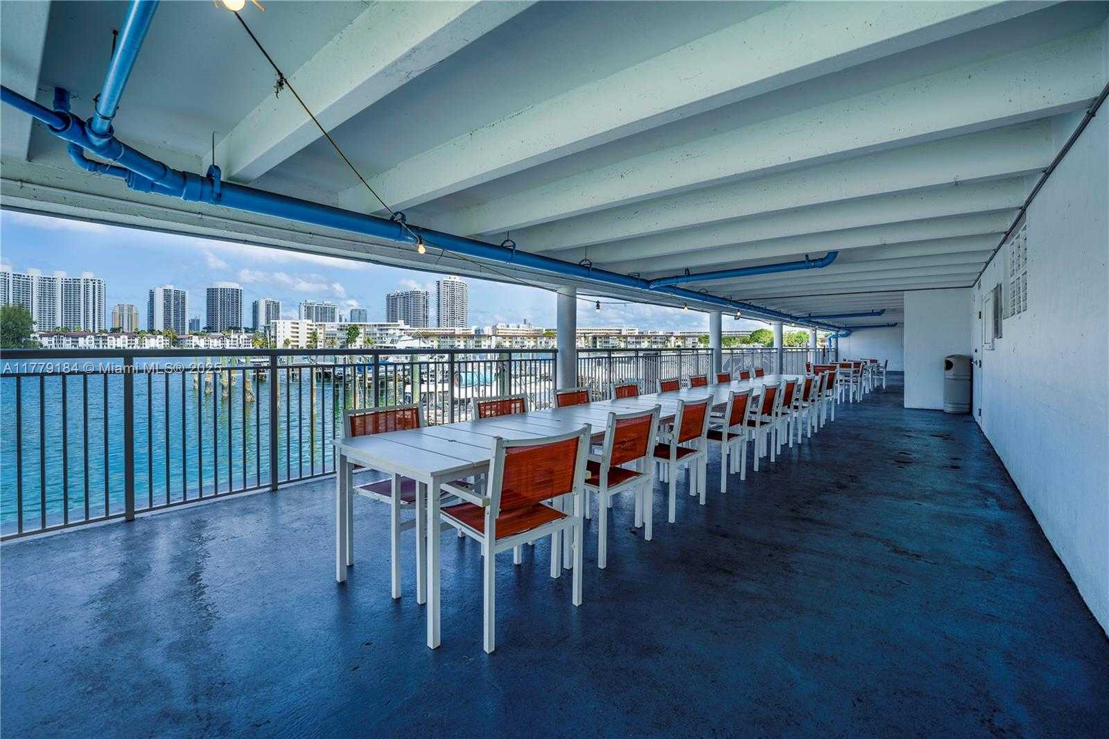 Small Image of 18031 BISCAYNE BLVD #1904, Aventura Number 13