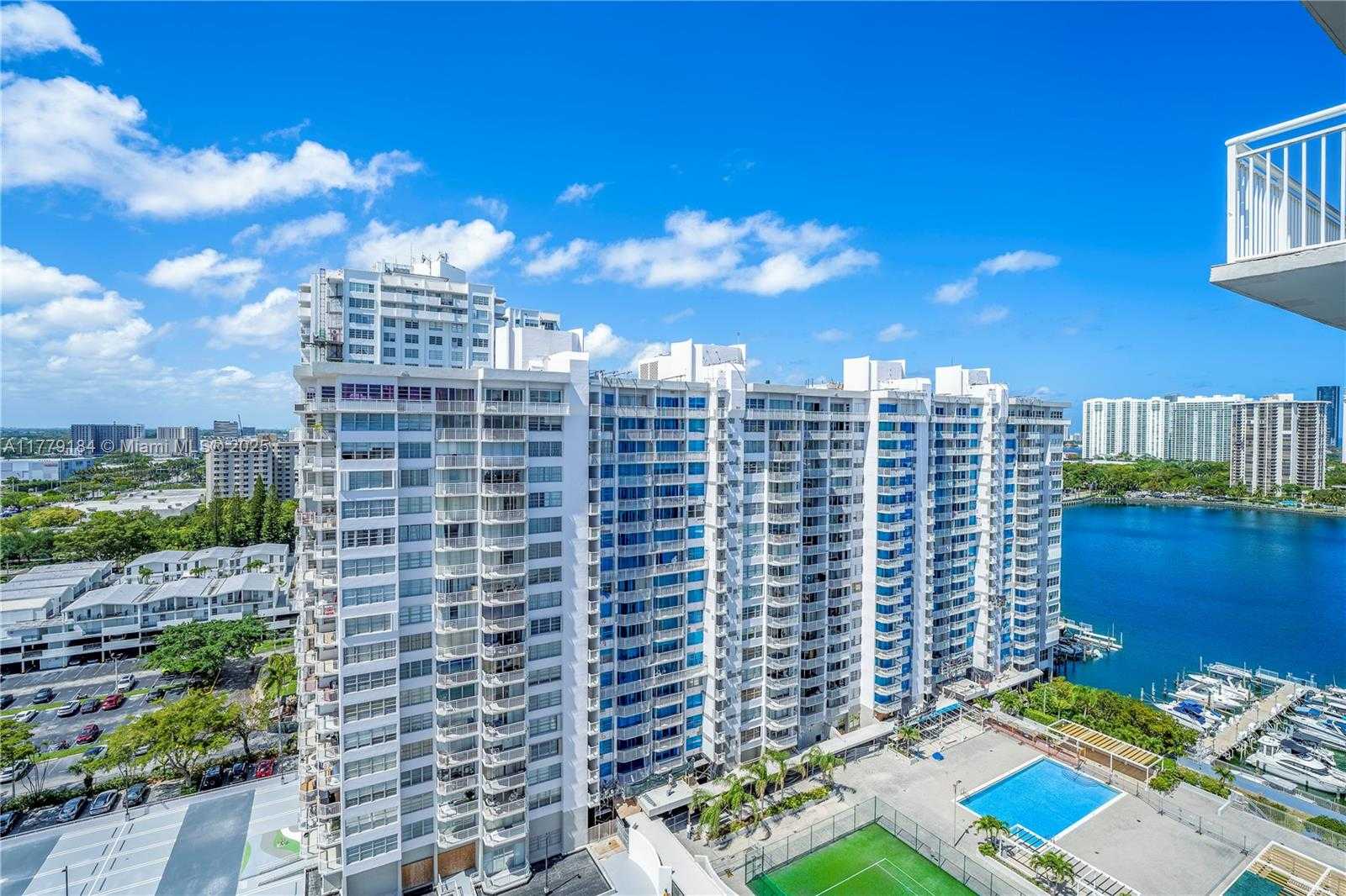 Small Image of 18031 BISCAYNE BLVD #1904, Aventura Number 26
