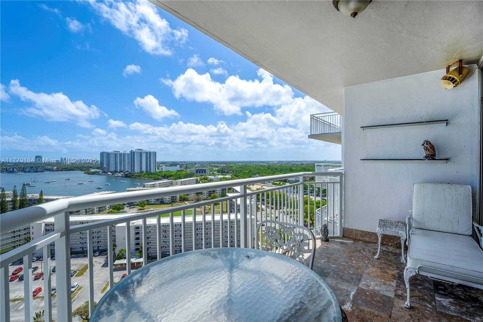 Small Image of 18031 BISCAYNE BLVD #1904, Aventura Number 39
