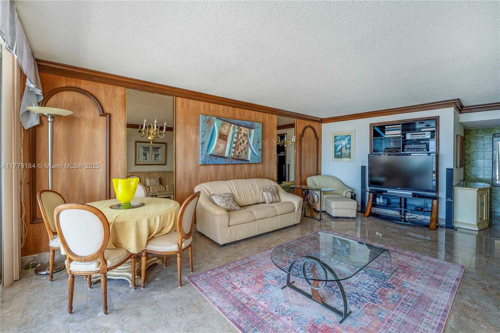 Small Image of 18031 BISCAYNE BLVD #1904, Aventura Number 44