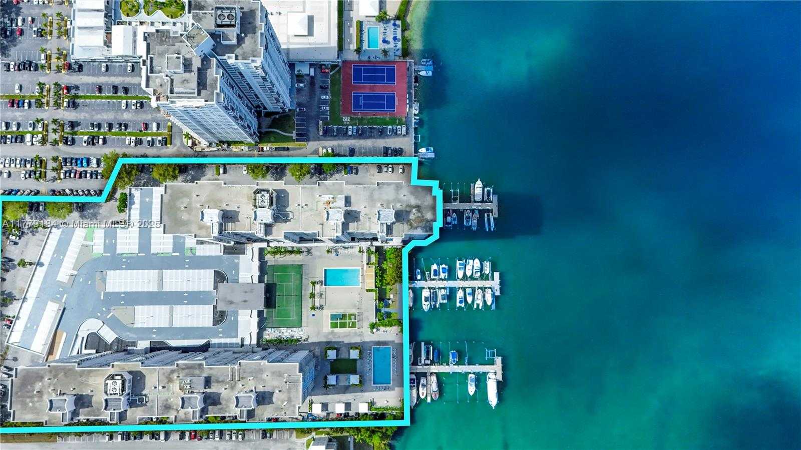 Small Image of 18031 BISCAYNE BLVD #1904, Aventura Number 9