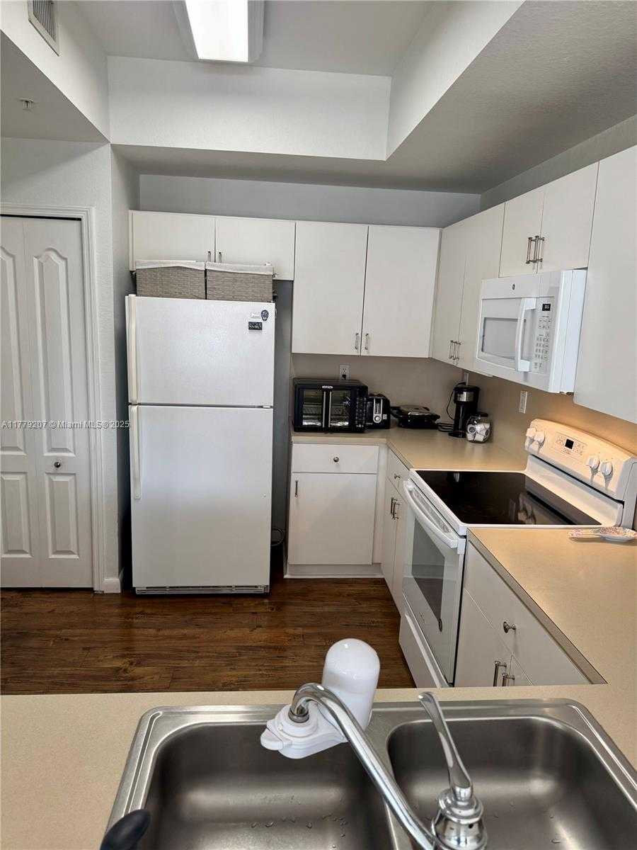 Small Image of 8882 WEST FLAGLER ST #201, Miami Number 21