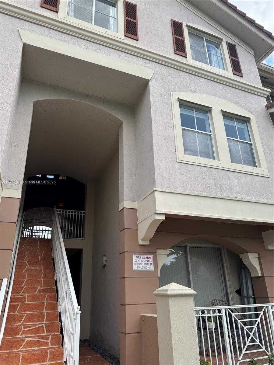 Small Image of 8882 WEST FLAGLER ST #201, Miami Number 3