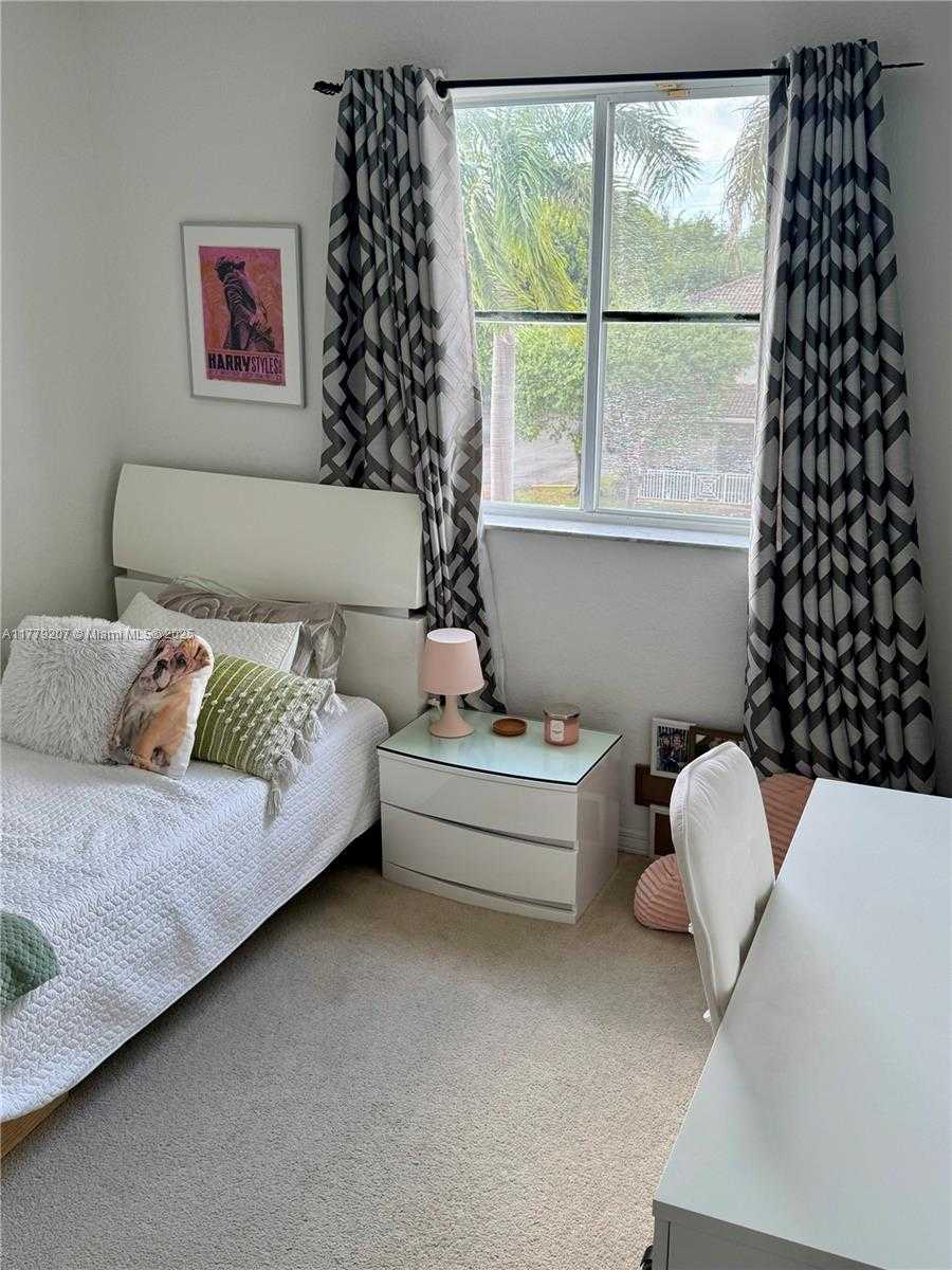 Small Image of 8882 WEST FLAGLER ST #201, Miami Number 32