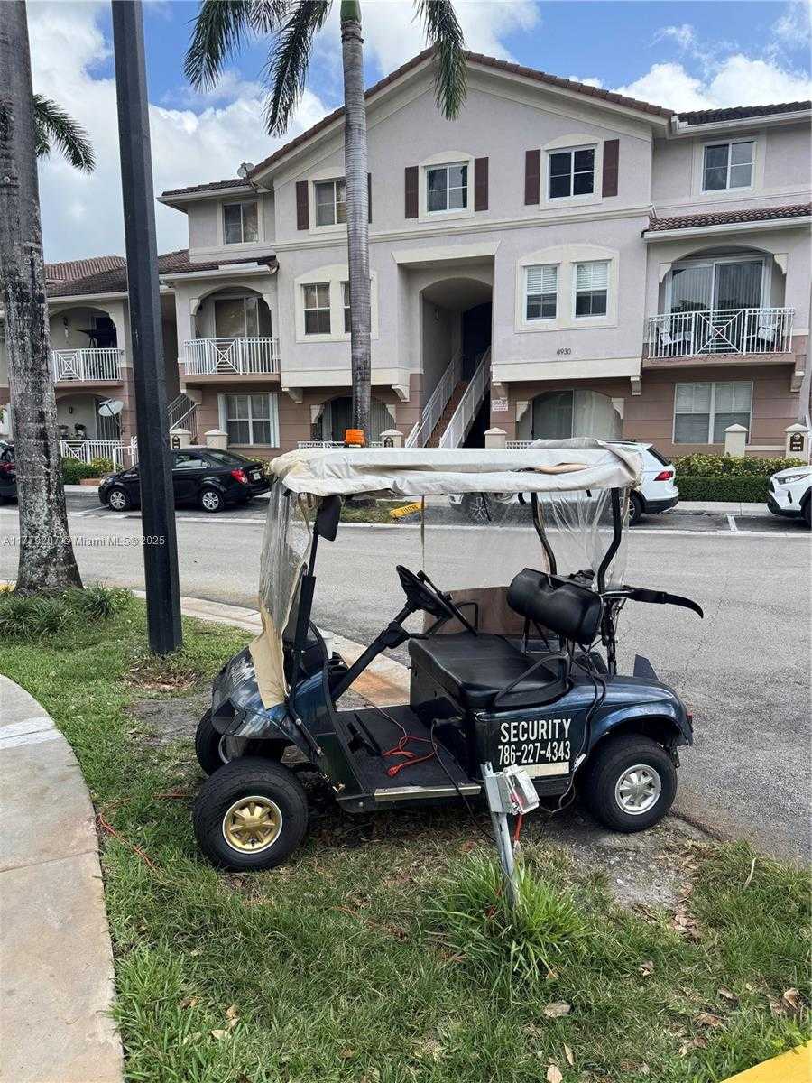 Small Image of 8882 WEST FLAGLER ST #201, Miami Number 36