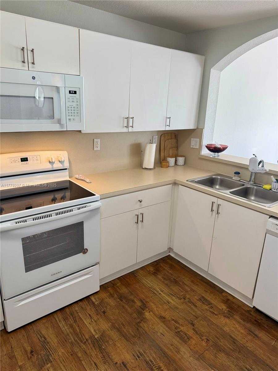 Small Image of 8882 WEST FLAGLER ST #201, Miami Number 49