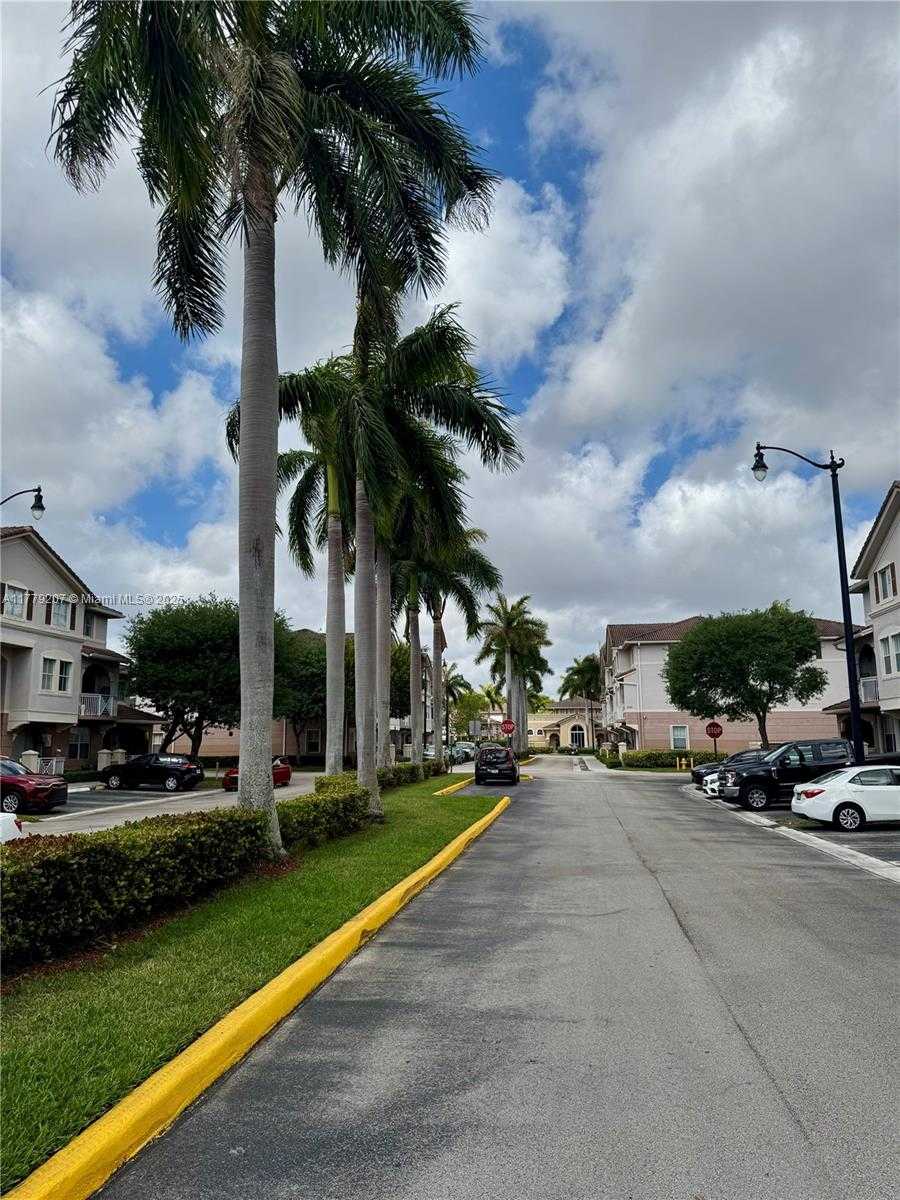 Small Image of 8882 WEST FLAGLER ST #201, Miami Number 5