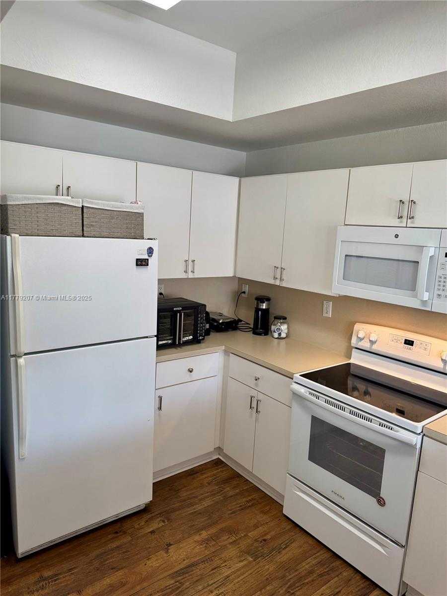 Small Image of 8882 WEST FLAGLER ST #201, Miami Number 56