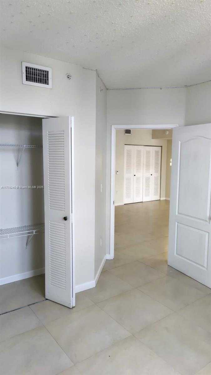Small Image of 5085 NORTH WEST 7TH ST #TS8, Miami Number 15