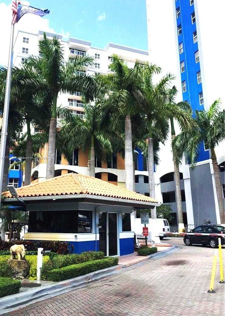 Small Image of 5085 NORTH WEST 7TH ST #TS8, Miami Number 22