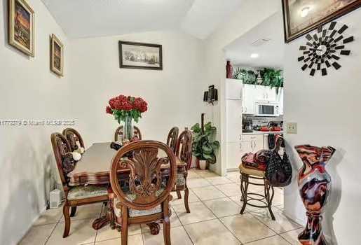 Small Image of 16312 MALIBU DR #6, Weston Number 12