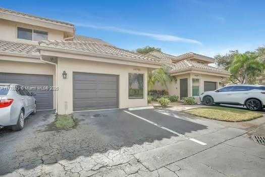Small Image of 16312 MALIBU DR #6, Weston Number 5