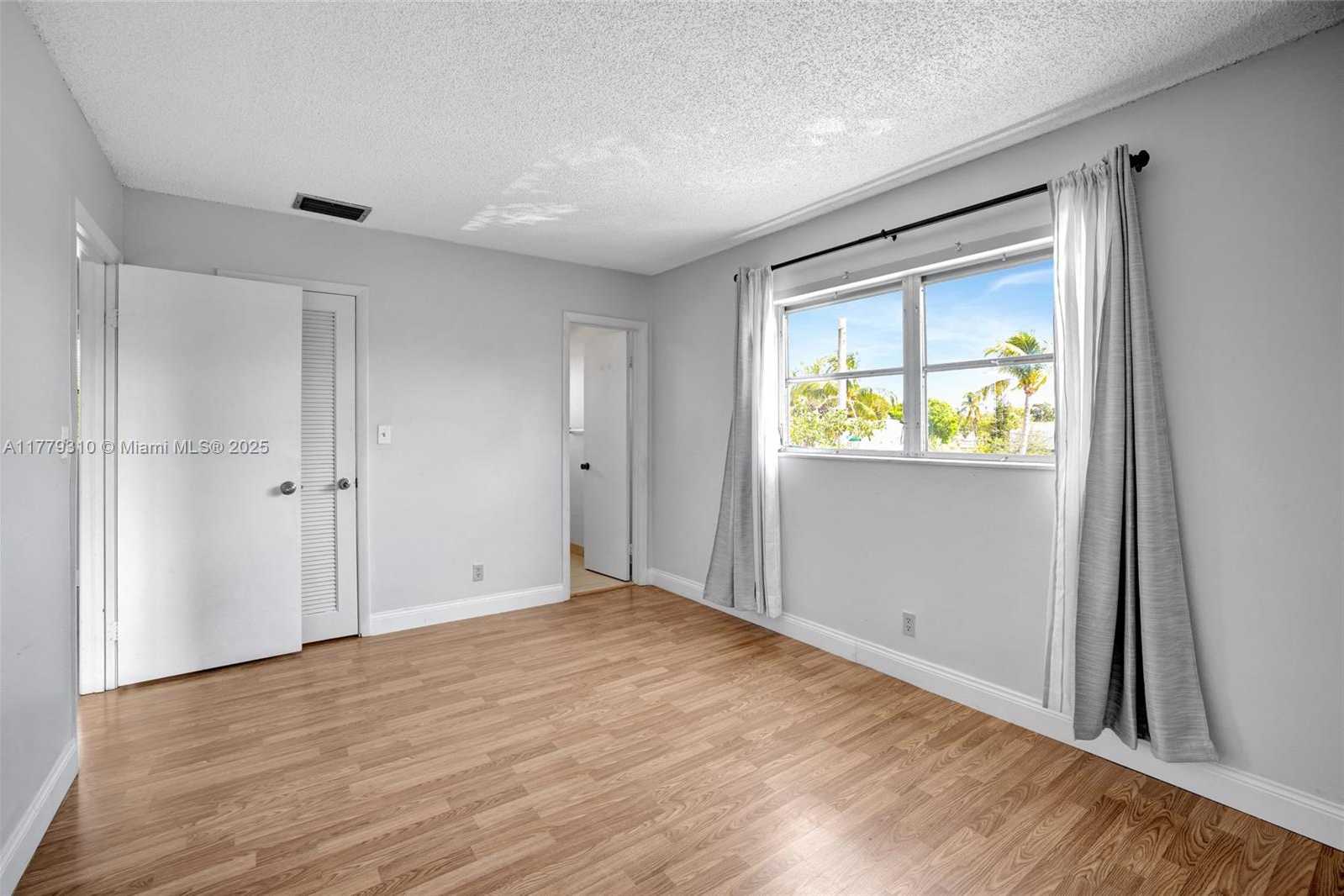 Small Image of 609 NORTH EAST 13TH AVE #301, Fort Lauderdale Number 13