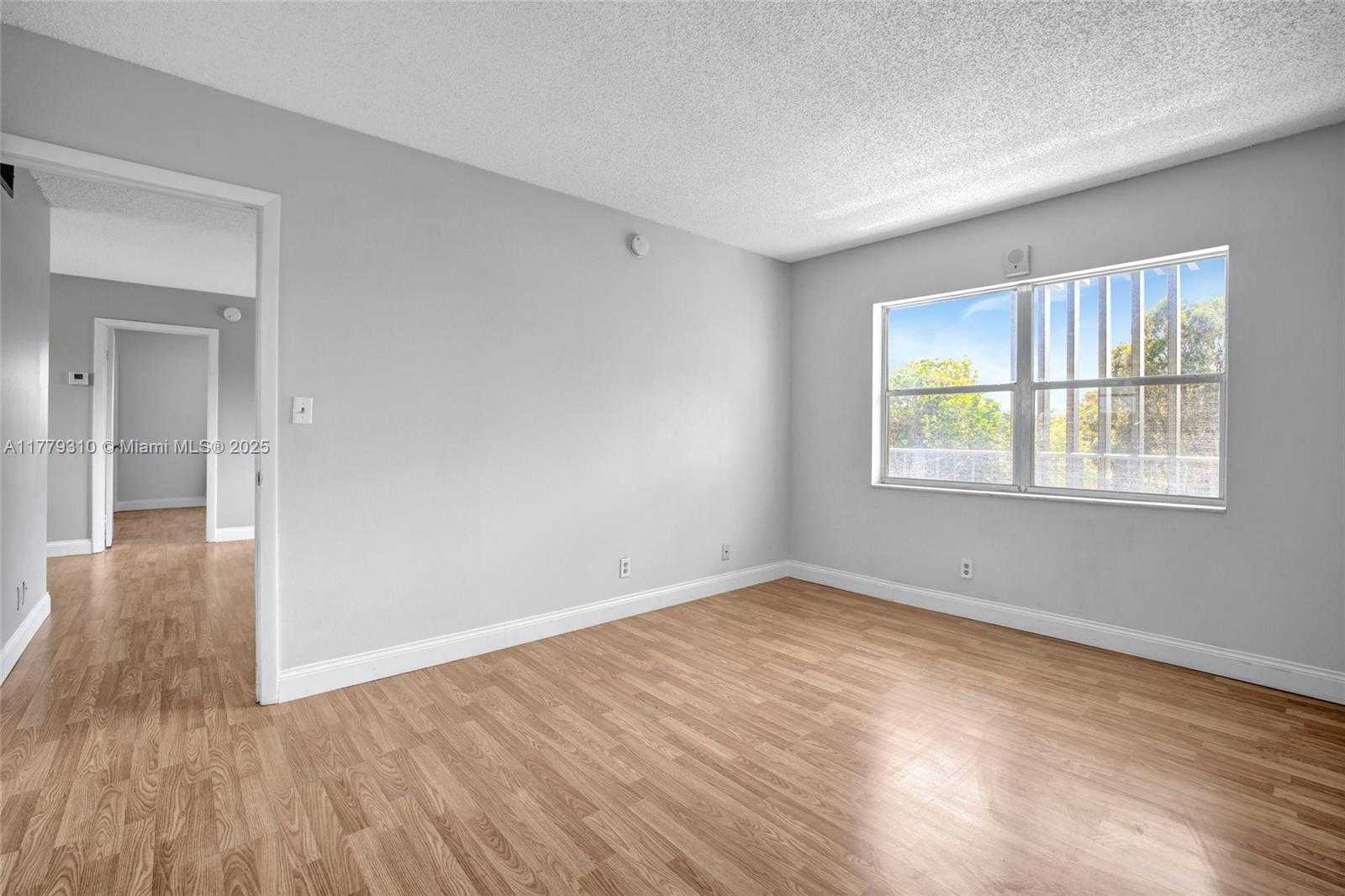 Small Image of 609 NORTH EAST 13TH AVE #301, Fort Lauderdale Number 18