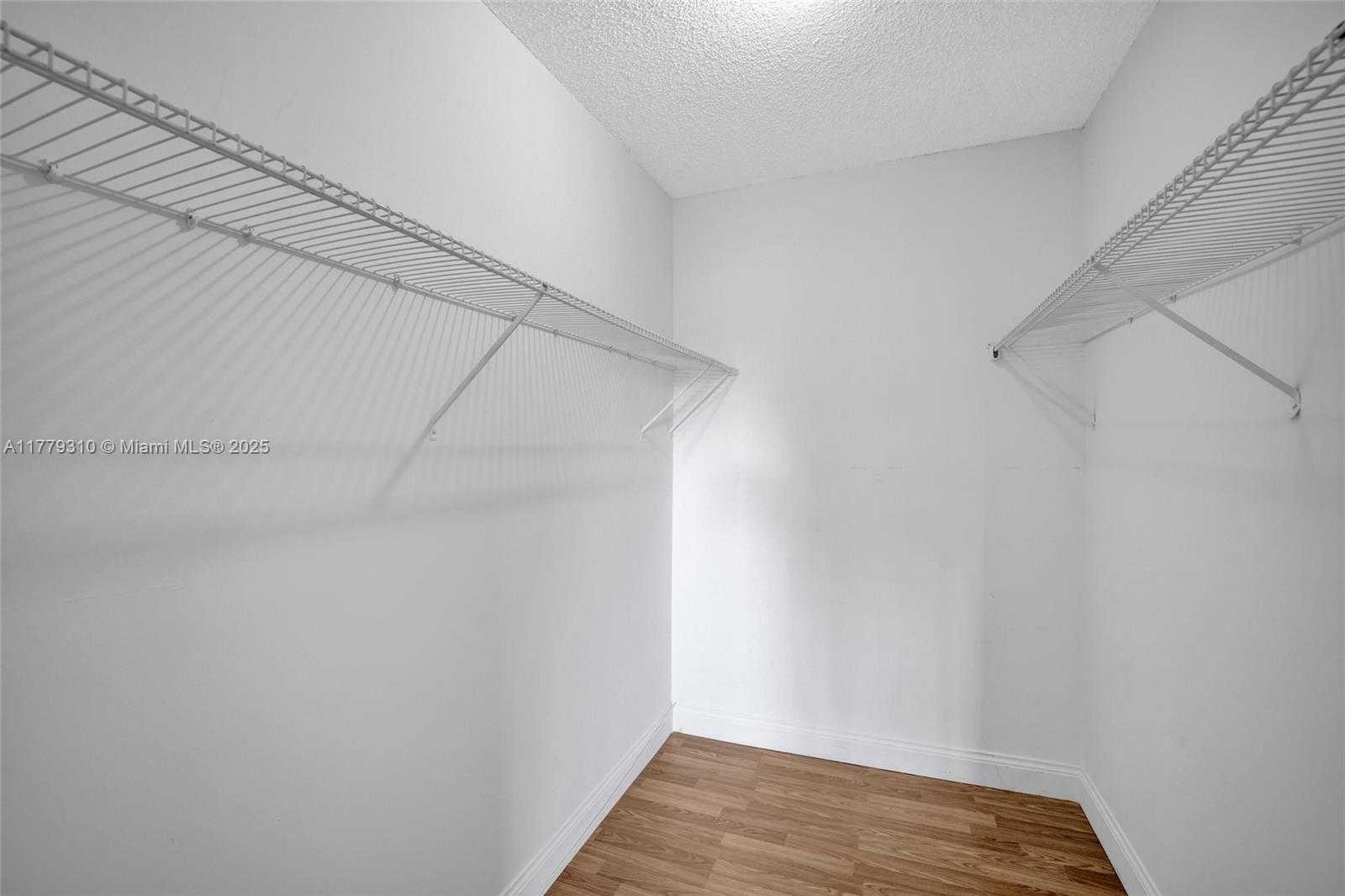 Small Image of 609 NORTH EAST 13TH AVE #301, Fort Lauderdale Number 22