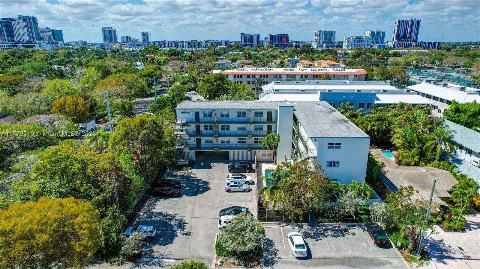 Small Image of 609 NORTH EAST 13TH AVE #301, Fort Lauderdale Number 23