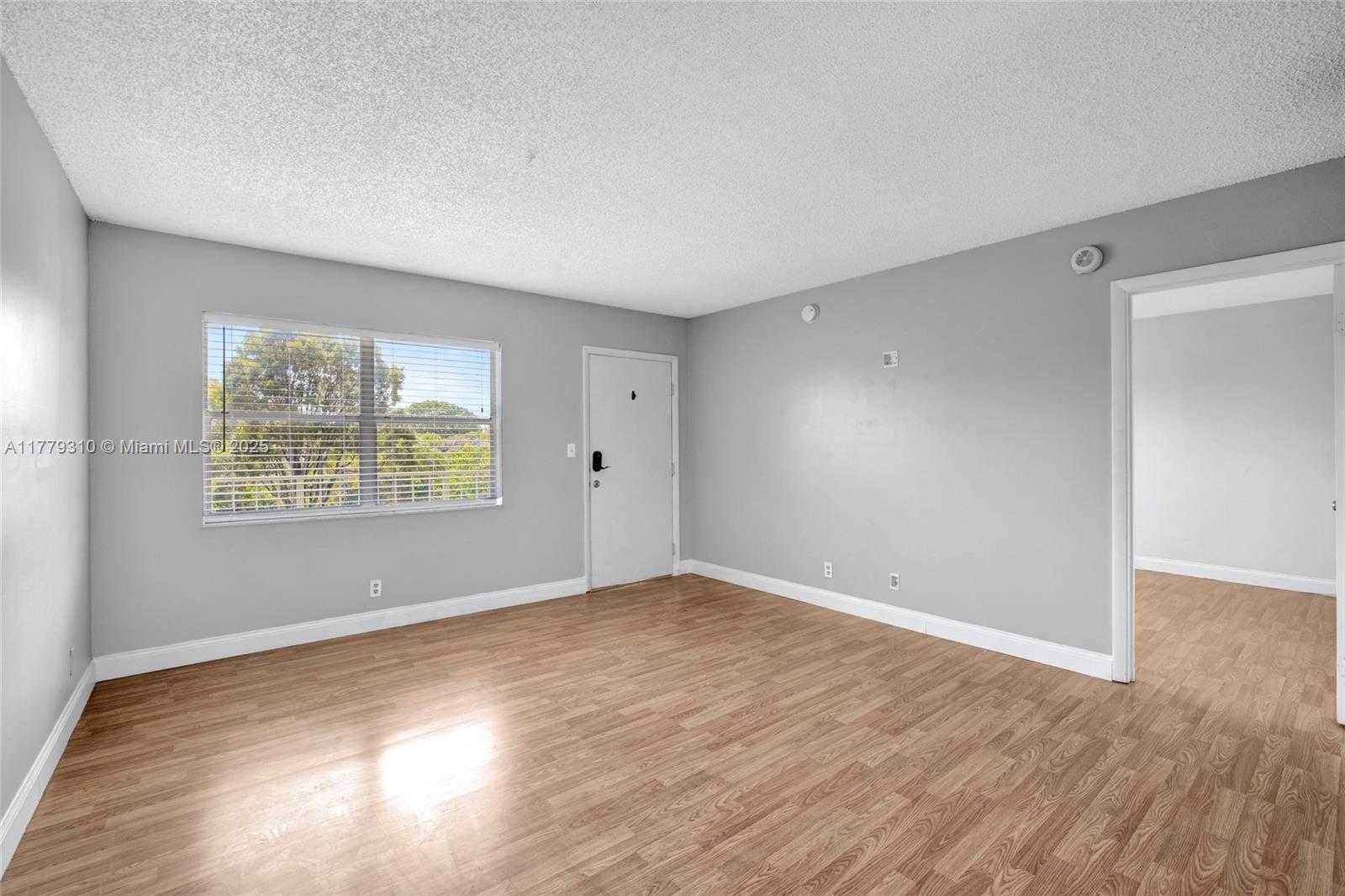 Small Image of 609 NORTH EAST 13TH AVE #301, Fort Lauderdale Number 7