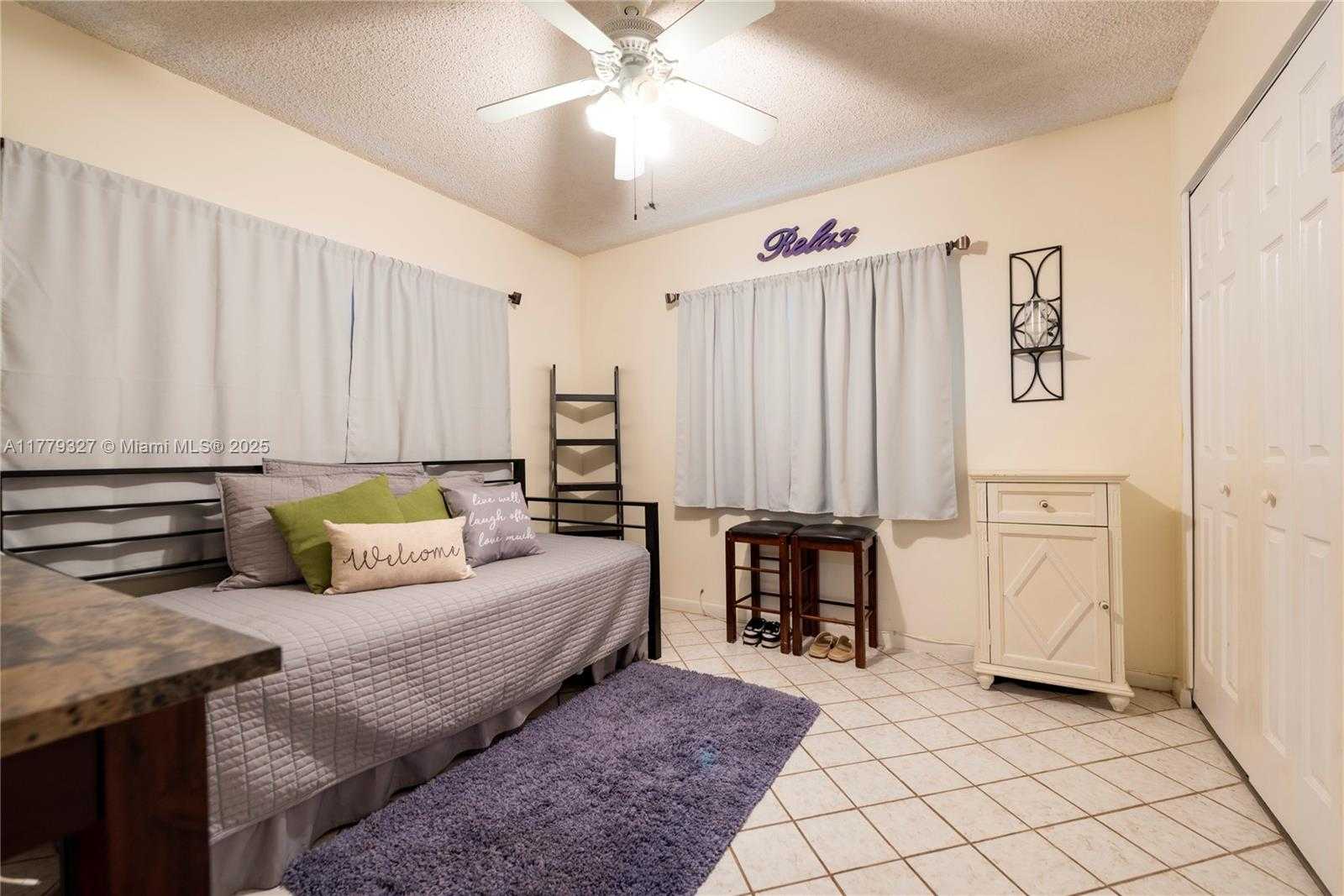 Small Image of 1040 COUNTRY CLUB DR #101, Margate Number 5