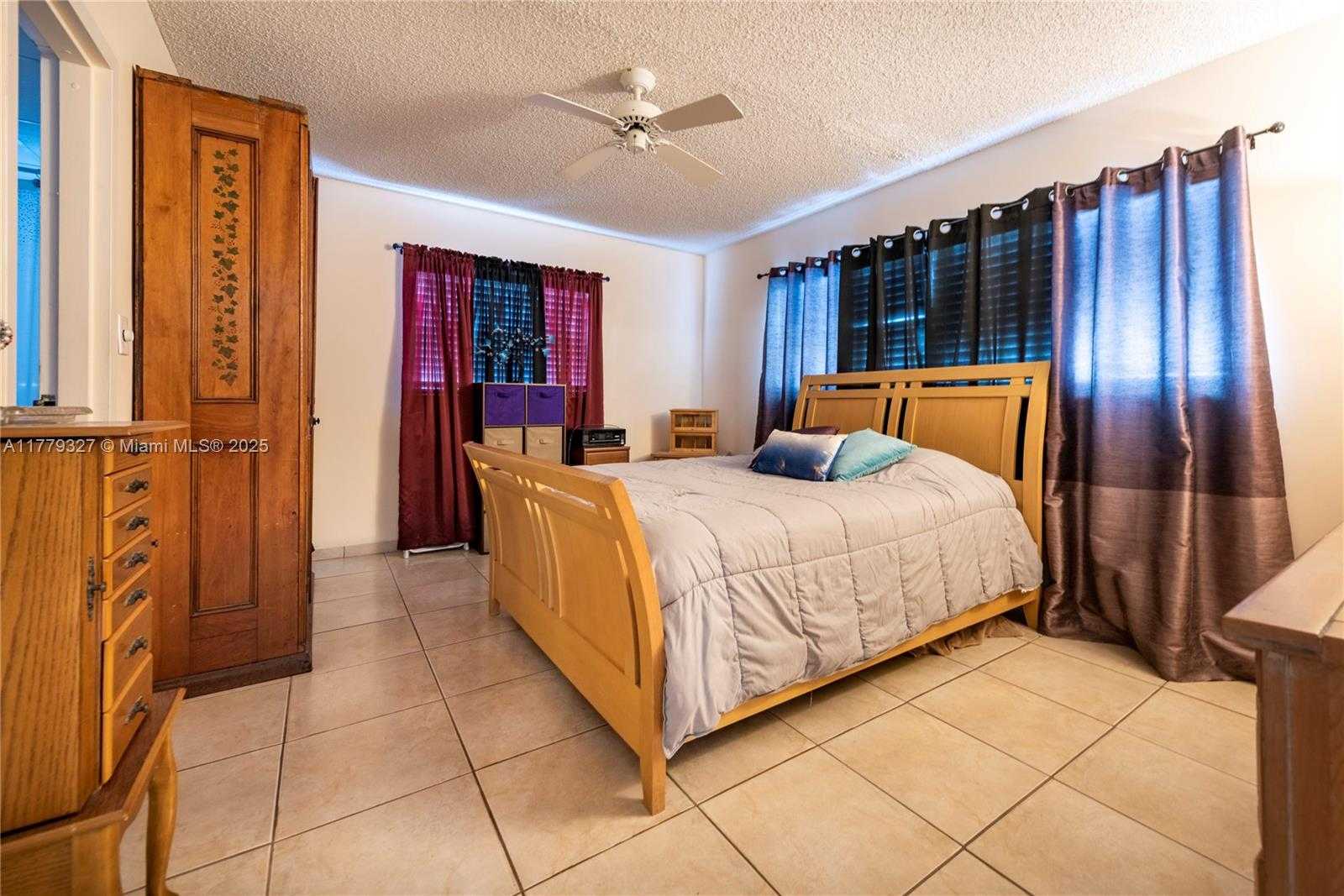 Small Image of 1040 COUNTRY CLUB DR #101, Margate Number 8